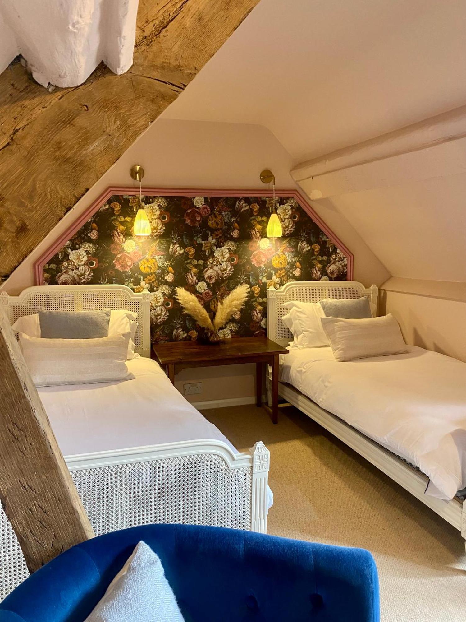 Three Cocks Hotel Брекън Екстериор снимка